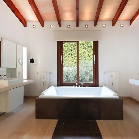 Amber By Cap Vermell Estate Villa